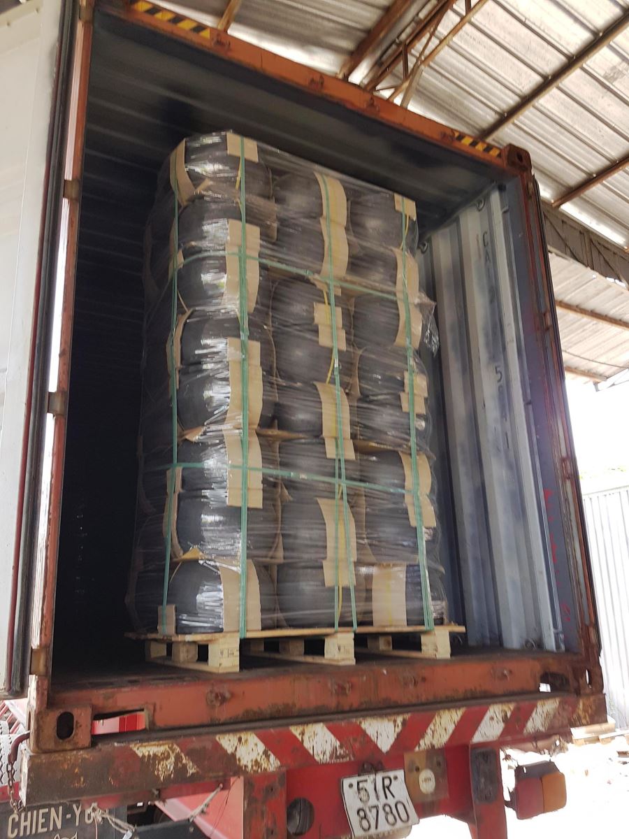 Put up container